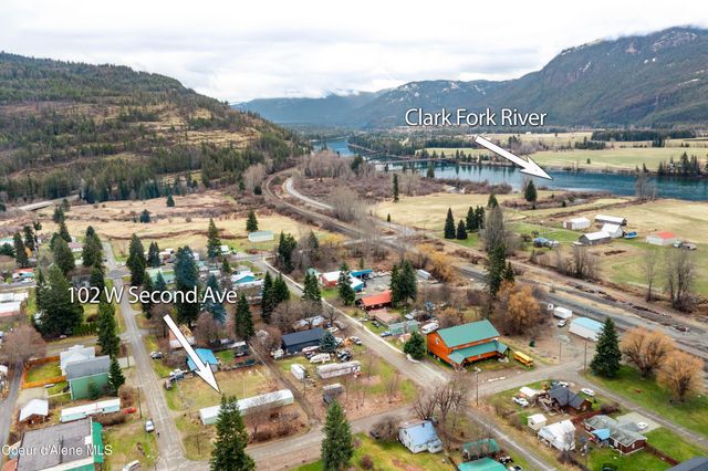 102 E 2nd Ave, Clark Fork, ID 83811