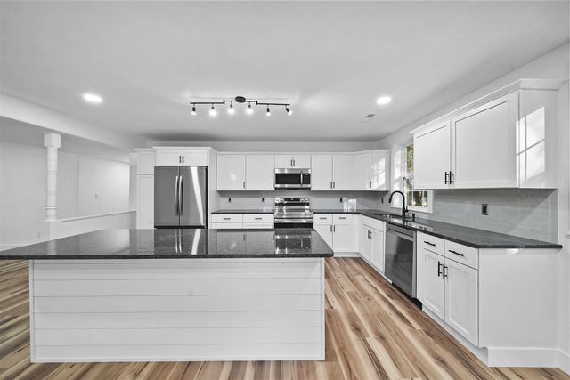 6947 Brown Road, Parma, MI 49269