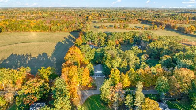 6947 Brown Road, Parma, MI 49269