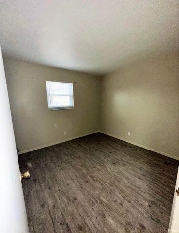 706 Village Lane, Newburgh, IN 47630