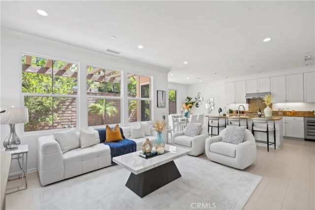 157 Rodeo, Irvine, CA 92602