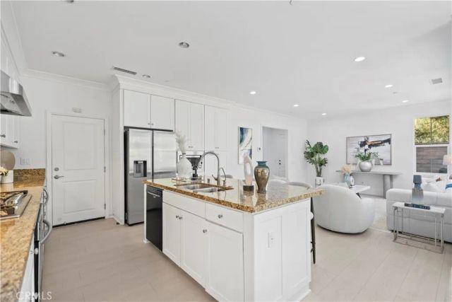 157 Rodeo, Irvine, CA 92602