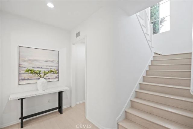 157 Rodeo, Irvine, CA 92602