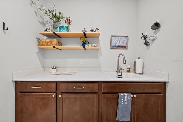 19469 SEA GLASS CIRCLE, Land O Lakes, FL 34638