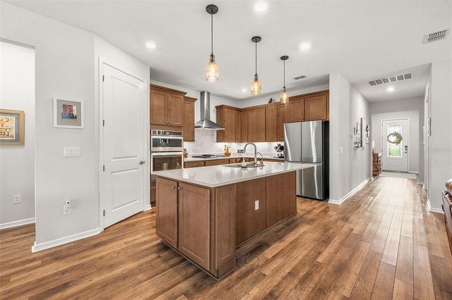 19469 SEA GLASS CIRCLE, Land O Lakes, FL 34638