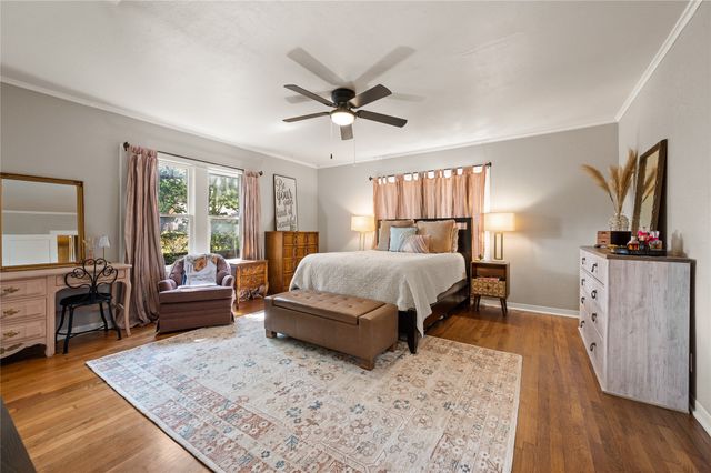 2334 Lotus Avenue, Fort Worth, TX 76111