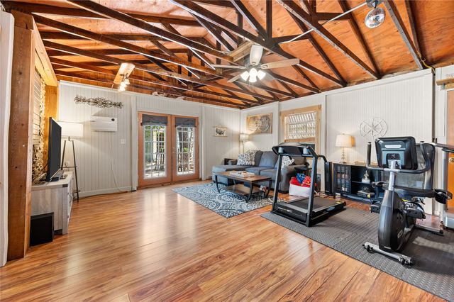 2334 Lotus Avenue, Fort Worth, TX 76111