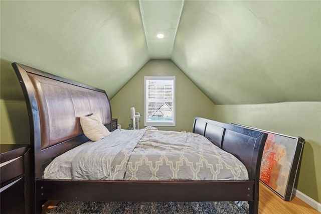 1394 Stephens Pond View, Loganville, GA 30052