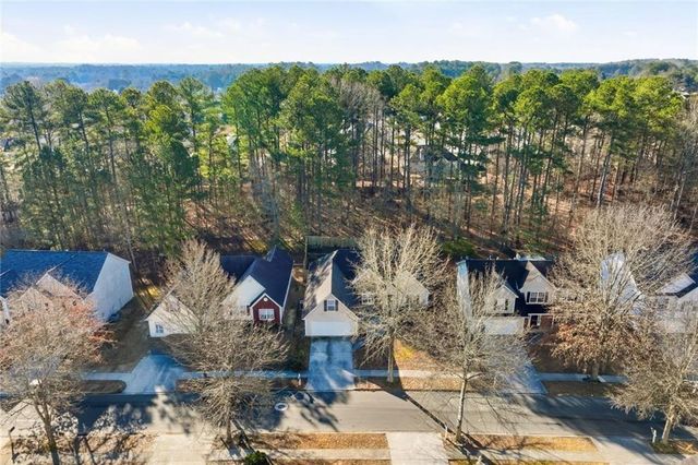 1394 Stephens Pond View, Loganville, GA 30052