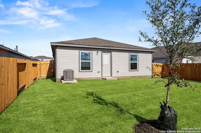 2838 Forsyth Canyon, San Antonio, TX 78109