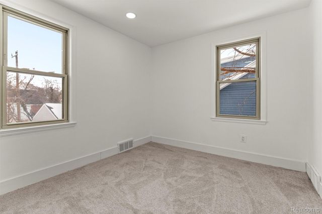 23752 Hollander Street, Dearborn, MI 48128