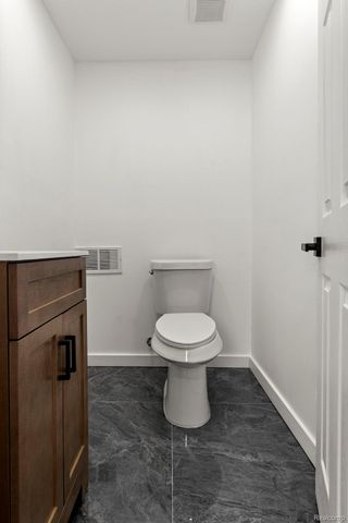 23752 Hollander Street, Dearborn, MI 48128