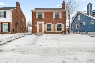 23752 Hollander Street, Dearborn, MI 48128