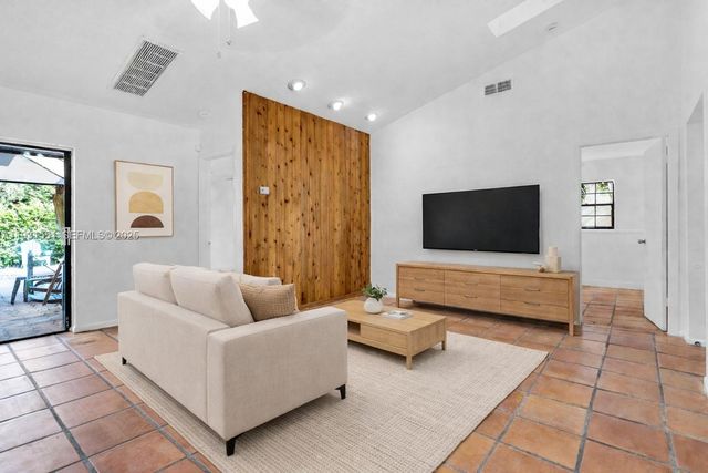 14717 SW 110th Ter, Miami, FL 33196