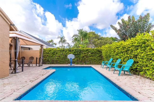 14717 SW 110th Ter, Miami, FL 33196