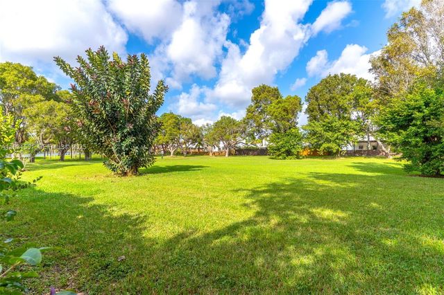 14717 SW 110th Ter, Miami, FL 33196