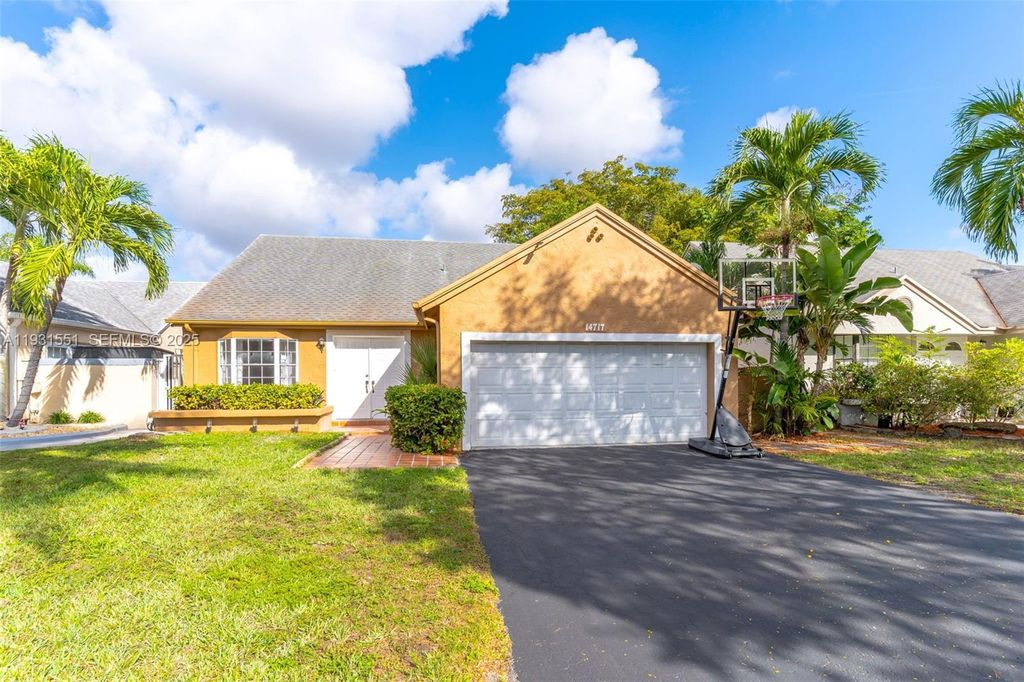 14717 SW 110th Ter, Miami, FL 33196