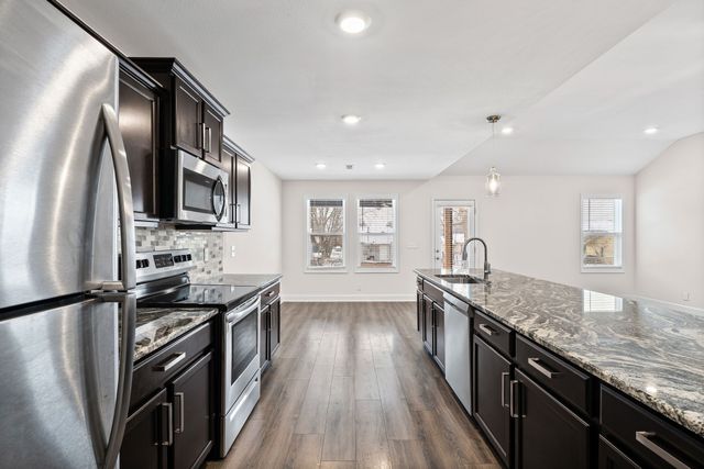 214 King Rd, Clarksville, TN 37042