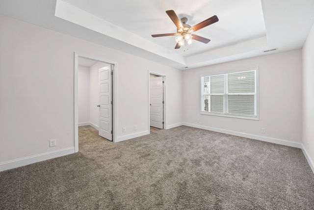 214 King Rd, Clarksville, TN 37042