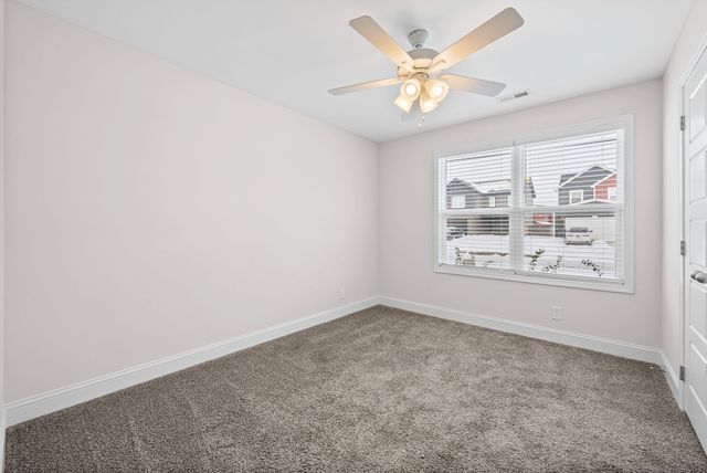 214 King Rd, Clarksville, TN 37042