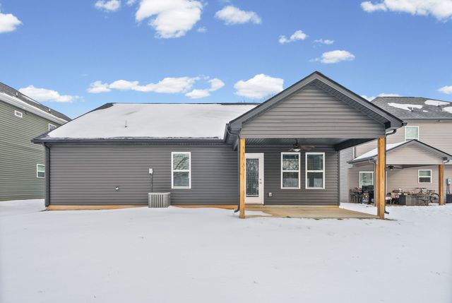 214 King Rd, Clarksville, TN 37042