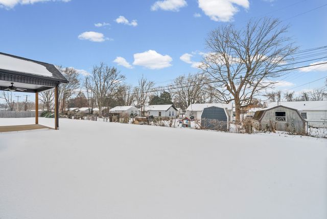 214 King Rd, Clarksville, TN 37042