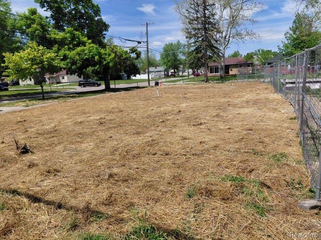 13581 Edison Street, Southgate, MI 48195