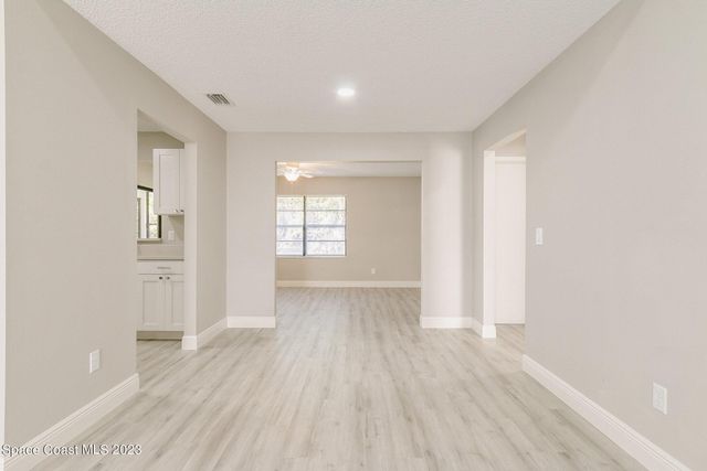 1847 Parrsboro Street NW, Palm Bay, FL 32907