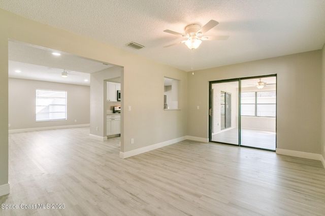 1847 Parrsboro Street NW, Palm Bay, FL 32907