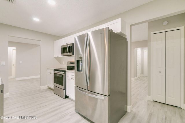 1847 Parrsboro Street NW, Palm Bay, FL 32907