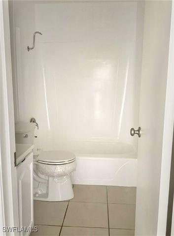 757 95th AVE N, Naples, FL 34108