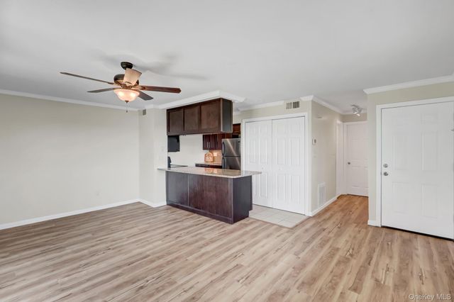 1 Anchorage Way 601, Freeport, NY 11520