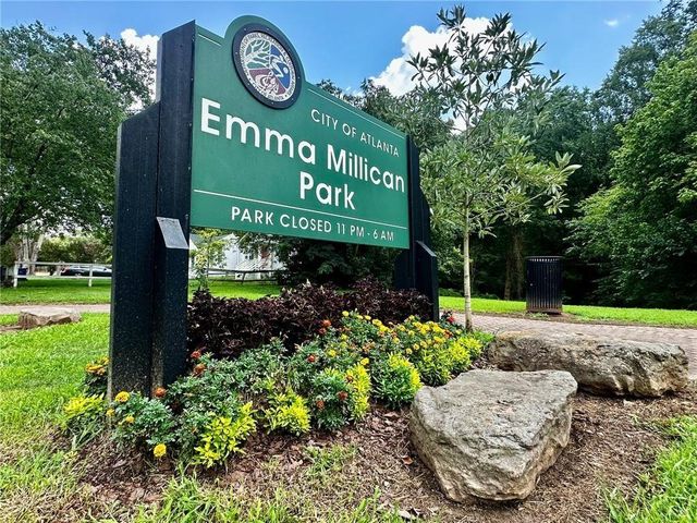 366 Lynnhaven SW Drive, Atlanta, GA 30310