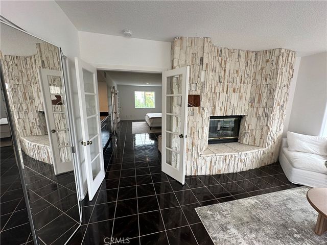 3851 Cazador, Los Angeles, CA 90065