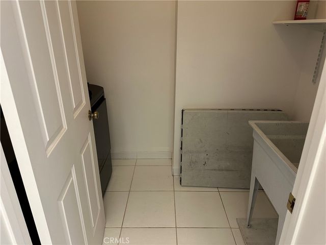 3851 Cazador, Los Angeles, CA 90065