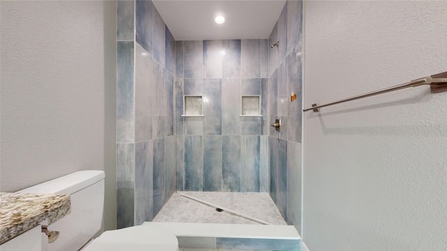 5707 Lake Granbury Trail, Granbury, TX 76048