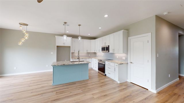 5707 Lake Granbury Trail, Granbury, TX 76048