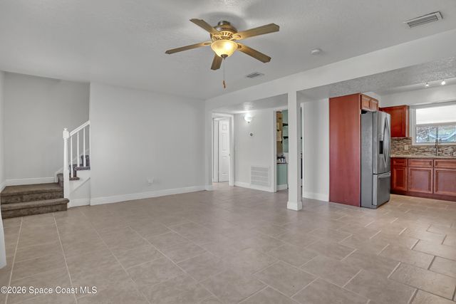 1074 Castile Road SE 9, Palm Bay, FL 32909