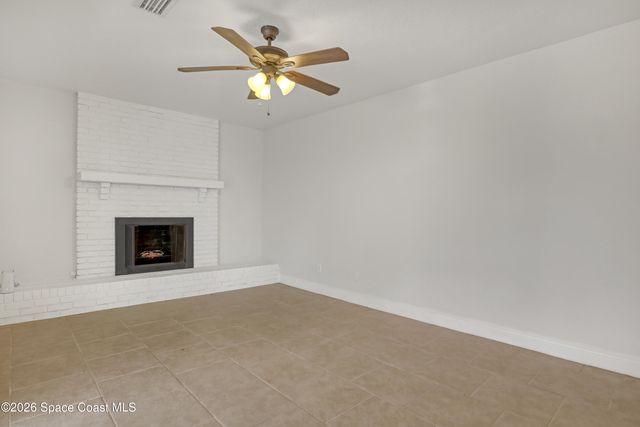 1074 Castile Road SE 9, Palm Bay, FL 32909