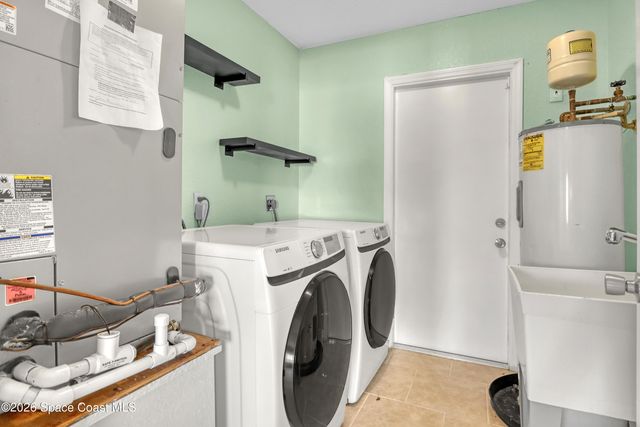 1074 Castile Road SE 9, Palm Bay, FL 32909