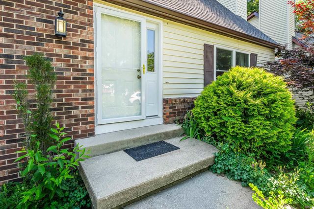 3842 S Laurel Court, Bloomington, IN 47401