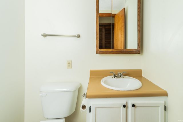 3842 S Laurel Court, Bloomington, IN 47401