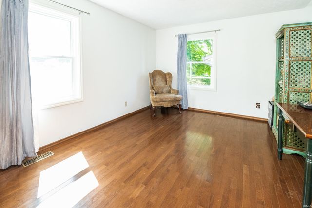3842 S Laurel Court, Bloomington, IN 47401
