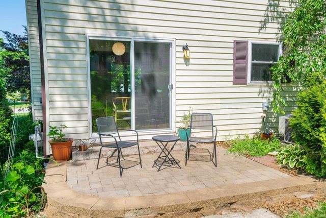 3842 S Laurel Court, Bloomington, IN 47401