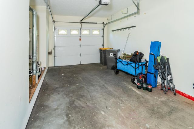 3842 S Laurel Court, Bloomington, IN 47401