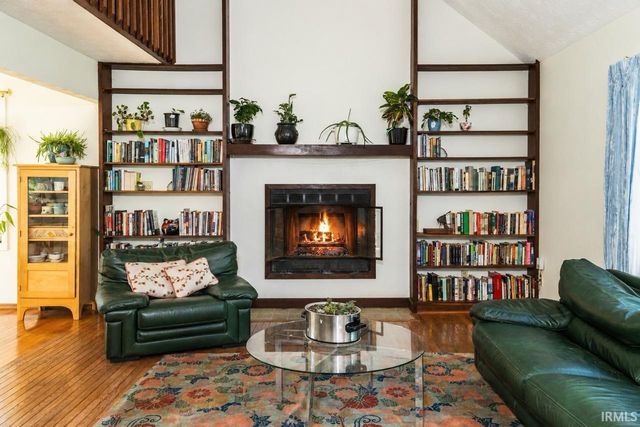 3842 S Laurel Court, Bloomington, IN 47401