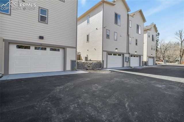13 Noyer Court, Colorado Springs, CO 80906