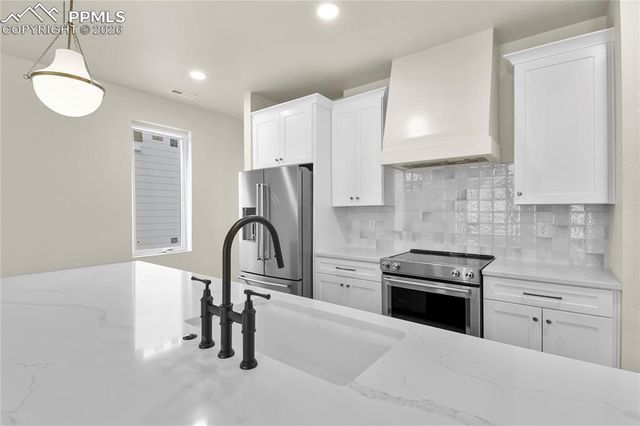 13 Noyer Court, Colorado Springs, CO 80906