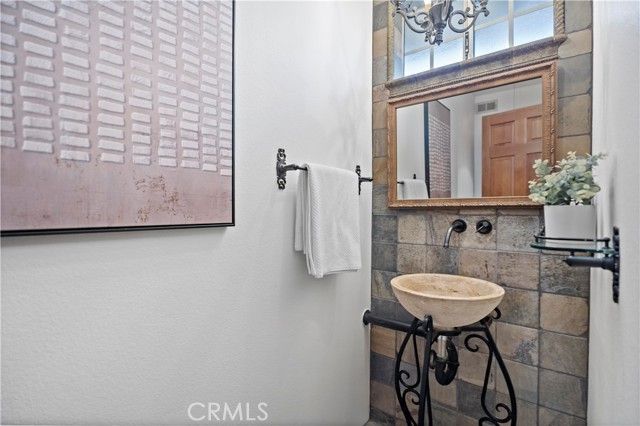 1721 Cliffbranch Drive, Diamond Bar, CA 91765