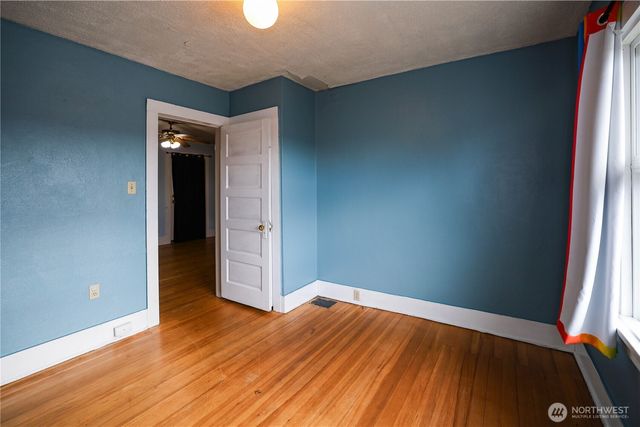 715 N Broadway Street, Aberdeen, WA 98520